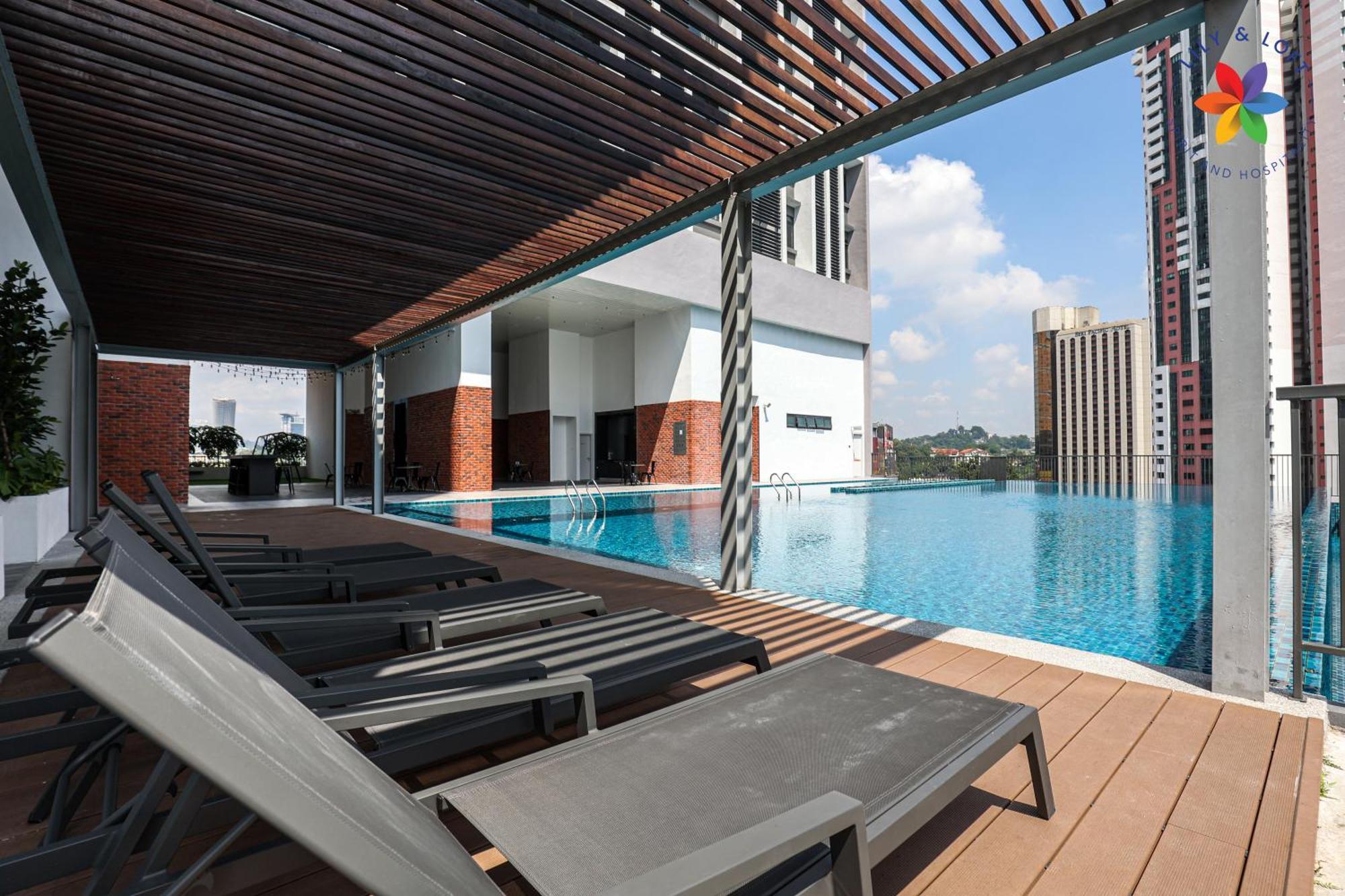 Klcc Luxury @ Chambers By Lily And Loft